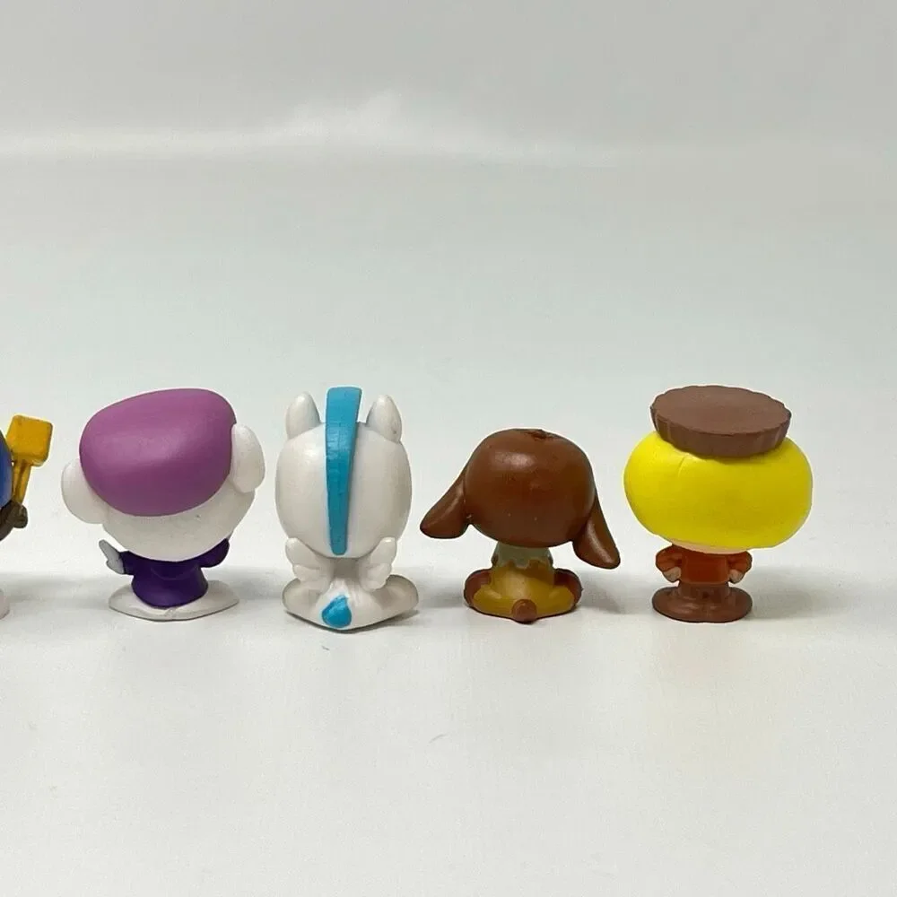 Disney lot doorables